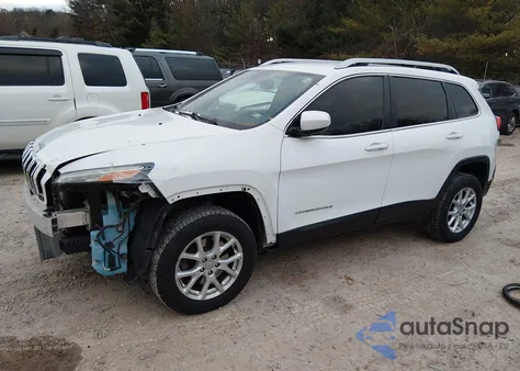 2015 Jeep Cherokee Latitude из США, поврежденный, VIN 1C4PJMCS0FW631031